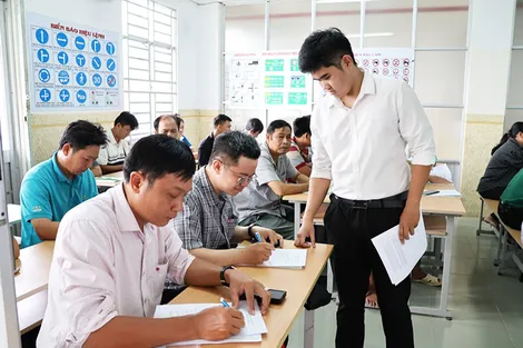 Đa dạng hóa hình thức phối hợp tuyên truyền về an toàn giao thông