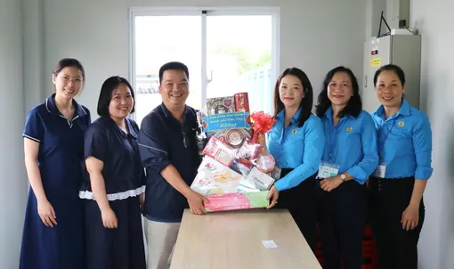 Lãnh đạo LĐLĐ TP Cần Thơ thăm hỏi tình hình sản xuất tại các doanh nghiệp