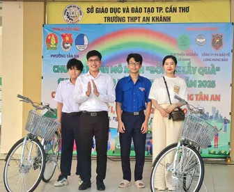 Sống trong lành - Đổi rác lấy quà, chung tay bảo vệ môi trường