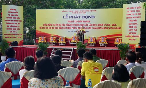 Phát động tuần lễ cao điểm ra quân chào mừng đại hội Đảng các cấp Phát động tuần lễ cao điểm ra quân chào mừng đại hội Đảng các cấp