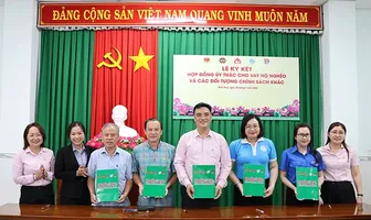 Ký kết hợp đồng ủy thác cho vay đối với hộ nghèo và các đối tượng chính sách