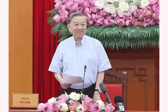 Tiếp tục chủ động rà soát, hoàn thiện dự thảo các văn kiện Ðại hội XIV của Ðảng