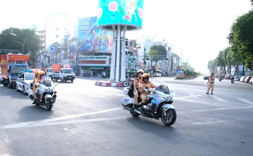 Triển khai nhiều giải pháp đảm bảo an toàn giao thông