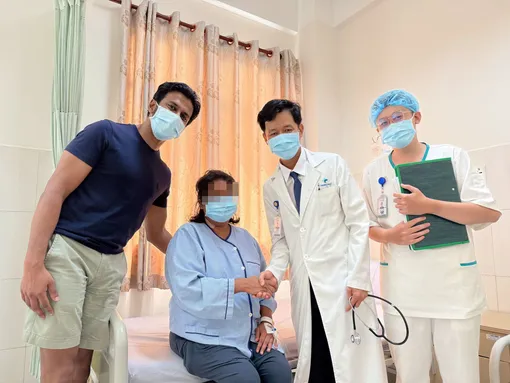 Nữ du khách Úc phát bệnh nặng, được cứu chữa kịp thời