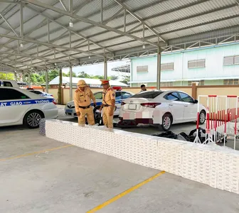 Phát hiện vụ vận chuyển 6.500 bao thuốc lá nghi nhập lậu