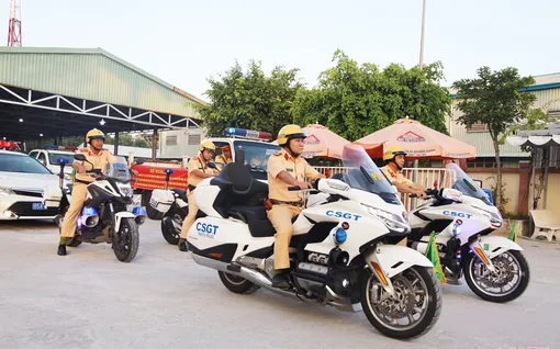 Ra quân bảo đảm trật tự, an toàn giao thông phục vụ các ngày lễ lớn và Đại hội đảng các cấp