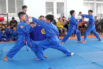 Hơn 150 võ sinh thi thăng cấp sơ đẳng Vovinam tại phường Long Tuyền