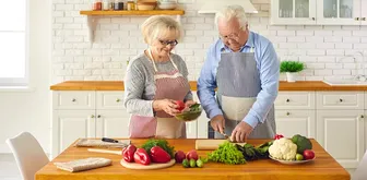 3 chế độ ăn giúp giảm nguy cơ mắc bệnh mãn tính khi lớn tuổi