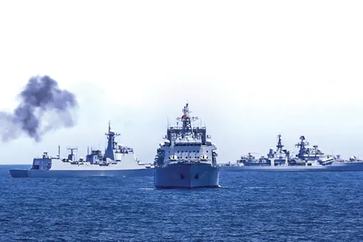 Trung Quốc lần đầu đưa tàu ngầm tập trận với Nga Trung Quốc lần đầu đưa tàu ngầm tập trận với Nga