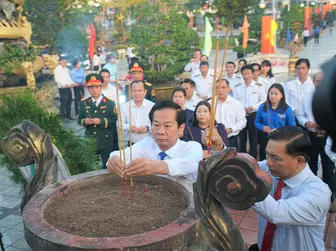 Hành trình tri ân