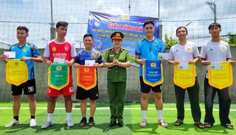 Giải bóng đá chào mừng Ngày truyền thống Công an Nhân dân Việt Nam