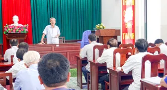 Tận tụy chăm lo đời sống nhân dân