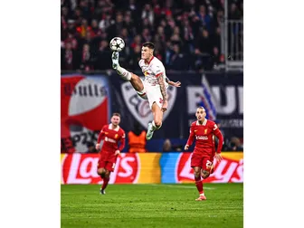 Manchester United tăng cường hàng công