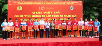 1.000 người tham gia giải việt dã “Vinh quang 80 năm Công an Nhân dân - Vững bước dưới cờ Đảng quang vinh”