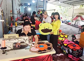 Chung tay hỗ trợ phụ nữ phát triển kinh tế