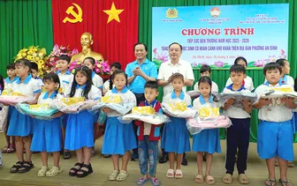 Tiếp sức đến trường cho học sinh phường An Bình