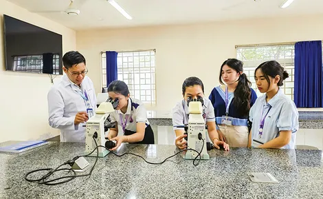 Hợp lực nâng tầm nhân lực y tế ĐBSCL