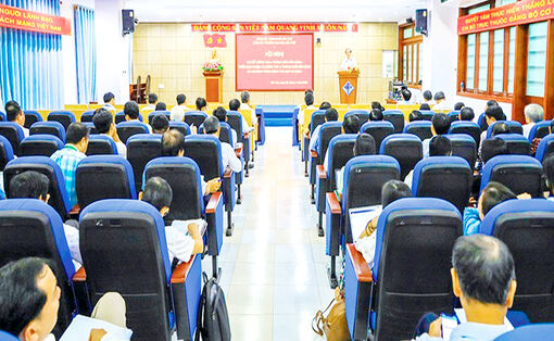 មហា​សន្និ​បាត​តំ​ណាង​បក្ខ​ភាគ​សា​កល​វិទ្យា​ល័យ​កឹង​ធើ អា​ណតិ្ត​កាល​ ២០២៥​-២០៣០ ខិត​ខំ​ជំ​រុញ​សា​កល​វិទ្យា​ល័យ​កឹង​ធើ​ចូល​ក្នុង​ក្រុម​សា​កល​វិទ្យា​ល័យ​ឈាន​មុខ​នៅ​អា​ស៊ី​លើ​ច្រើន​វិស័យ​
