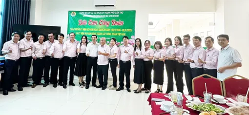 “Bữa cơm Công đoàn” gắn kết đoàn viên công đoàn, người lao động “Bữa cơm Công đoàn” gắn kết đoàn viên công đoàn, người lao động