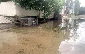 Một số hẻm ngập lâu ngày, ảnh hưởng cuộc sống người dân