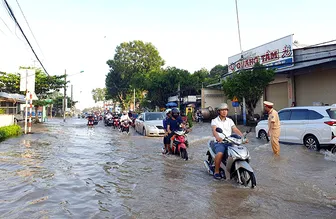 Chủ động ứng phó triều cường kết hợp mưa lớn gây ngập lụt đô thị