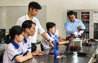 Điểm chuẩn trúng tuyển năm 2025 vào Trường Đại học Kỹ thuật - Công nghệ Cần Thơ tăng
