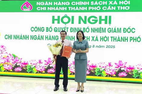 Công bố quyết định bổ nhiệm Giám đốc Chi nhánh Ngân hàng Chính sách xã hội TP Cần Thơ