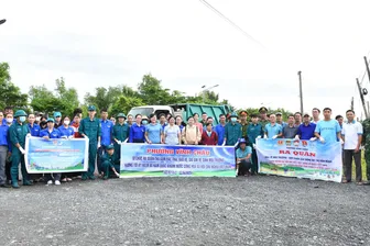 Phường Vĩnh Châu ra quân vệ sinh môi trường