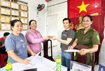 TP Cần Thơ: Gửi trao những món quà ý nghĩa, mang Tết Độc lập đến với mọi nhà, mọi người
