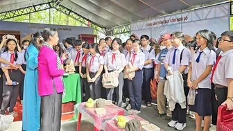 “Hoa của đất”