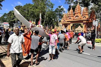 Những ghe ngo độc mộc sẽ trở lại trên đường đua xanh