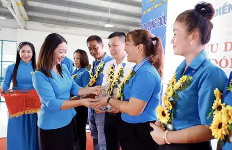 Công đoàn cơ sở Công ty TNHH Lạc Tỷ II quan tâm đẩy mạnh các phong trào thi đua yêu nước