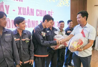 Dưới cờ Đảng vẻ vang, giai cấp công nhân viết tiếp trang sử vàng, vững tin bước vào kỷ nguyên mới