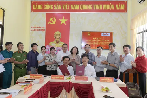 Báo và Phát thanh, Truyền hình Cần Thơ ký kết phối hợp tuyên truyền với 4 xã, phường