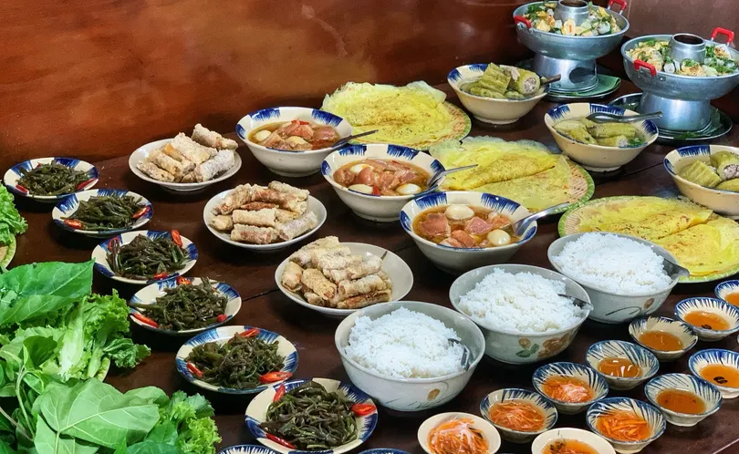 Phát huy văn hóa ẩm thực trong hoạt động du lịch Phát huy văn hóa ẩm thực trong hoạt động du lịch