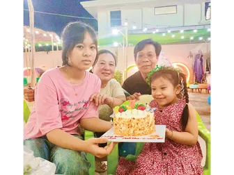 Ở hai đầu nỗi nhớ...