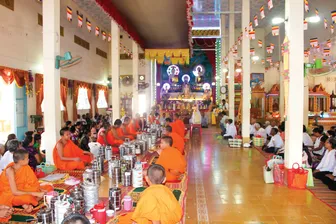 Giúp đồng bào dân tộc Khmer nâng cao nhận thức pháp luật