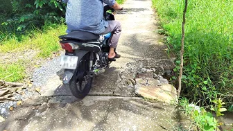 Lộ kênh Đòn Giông ở xã Hiệp Hưng xuống cấp nghiêm trọng