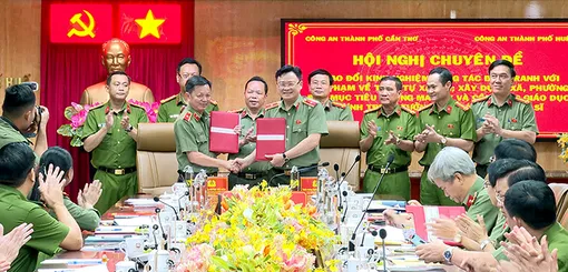 Công an TP Cần Thơ và Công an TP Huế ký kết chương trình phối hợp