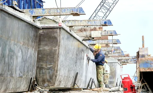 Đẩy nhanh tiến độ khai thác cát phục vụ dự án cao tốc