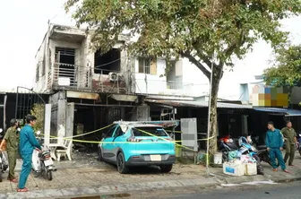 Kịp thời dập tắt đám cháy ở cửa hàng bán đồ câu cá
