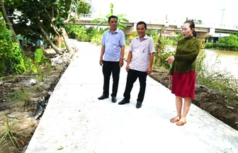 Ra sức thi đua, quyết tâm tạo sức bật mới cho thành phố phát triển