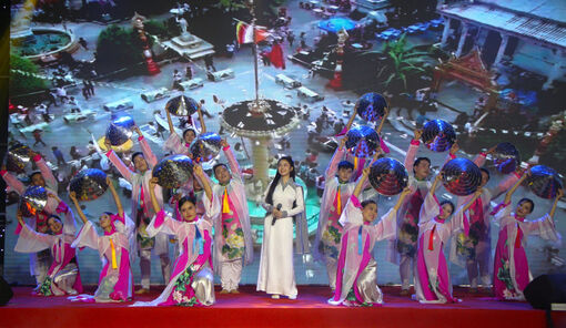 Vietnam–US Friendship Festival held in Can Tho