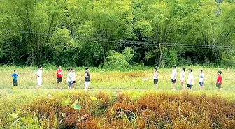 Trở về tuổi thơ với “Cách em 1 milimet”