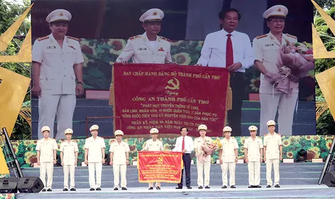 Thi đua Vì an ninh Tổ quốc, bảo vệ sự bình yên và phát triển