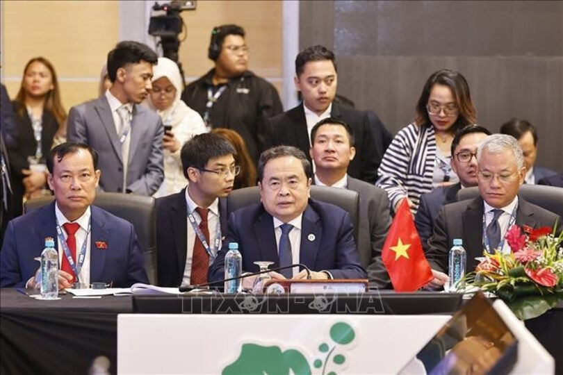 Top Vietnamese legislator attends AIPA-46 Executive Committee's Meeting