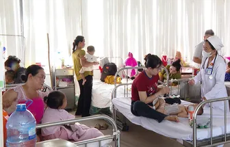 Gia tăng ca mắc sốt xuất huyết và tay - chân - miệng ở trẻ em