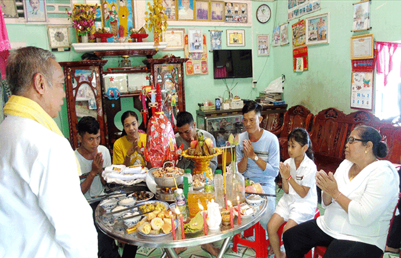 បុណ្យ​សែន​ដូន​តា នឹក​ដល់​បុព្វ​ការី​ជន