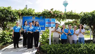 Gắn biển công trình thi đua chào mừng Đại hội đại biểu Đảng bộ TP Cần Thơ nhiệm kỳ 2025-2030