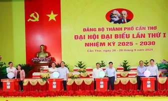 Ra mắt Trang thông tin điện tử và Chuyên mục Đại hội đại biểu Đảng bộ TP Cần Thơ
